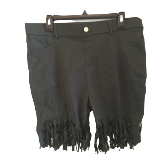 thrillz Pants - NWOT Thrillz Jeans Women's Plus Fringe Shorts